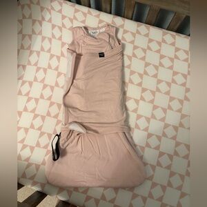 Kyte BABY Pink Sleepsack Swaddler